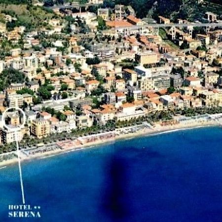Hotel Serena Varazze Extérieur photo